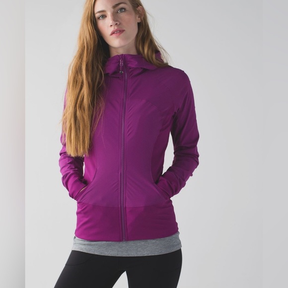 Lululemon In Flux Reversible Hooded Jacket, EUC! - Picture 8 of 12